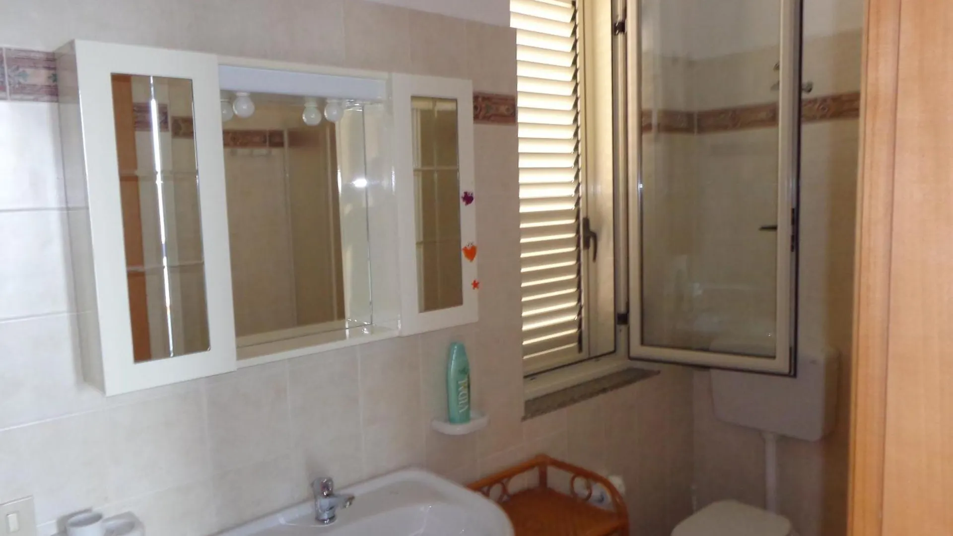 דירות Capo dʼOrlando Casa Con Terrazzo E Scala Diretta Sul Mare איטליה